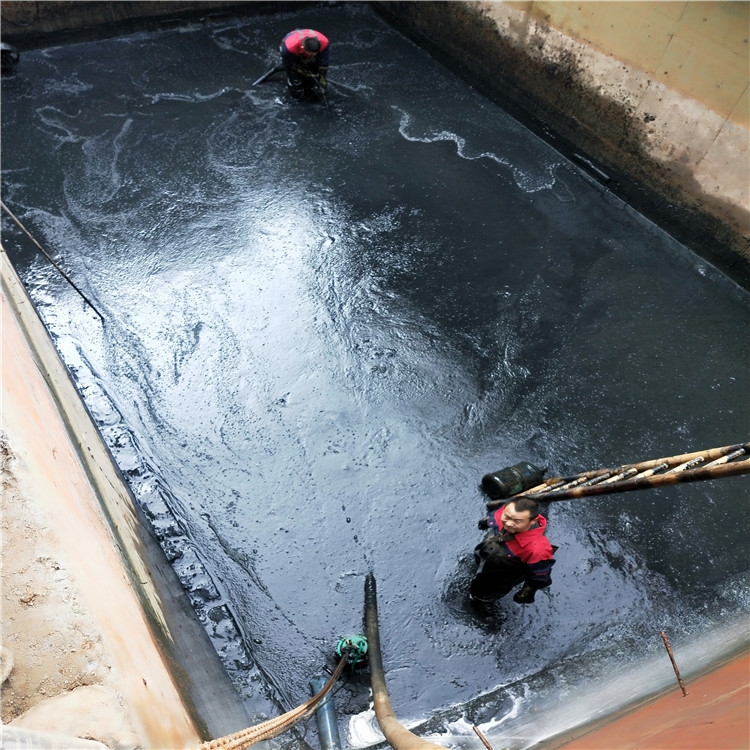 临猗废水池清理